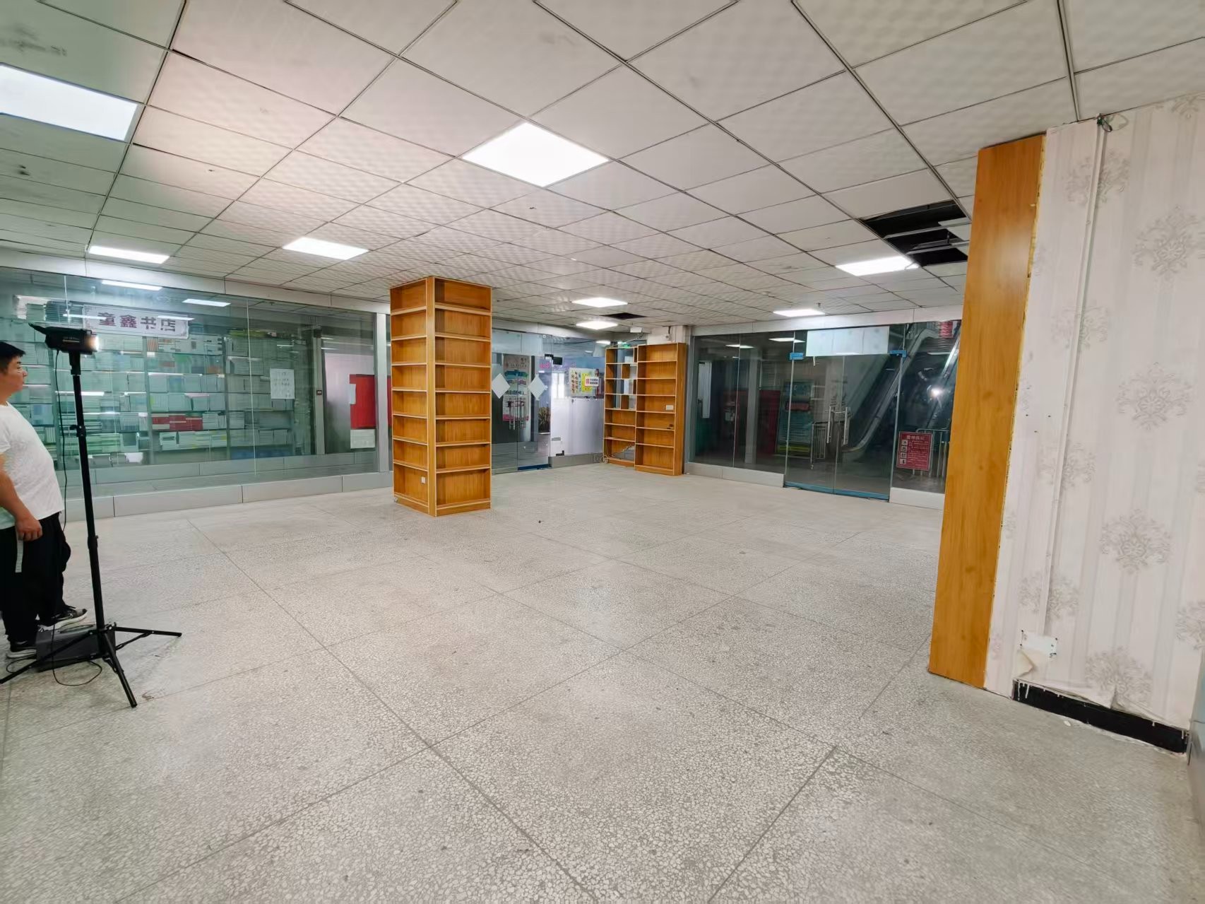 西二街入驻AI产业园，共享数字经济新机遇